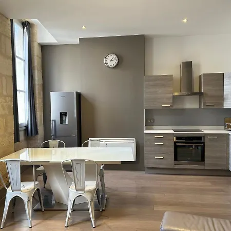 Apartment Wonderful T3 In Old Town