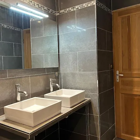 Wonderful T3 In Old Town Bordeaux