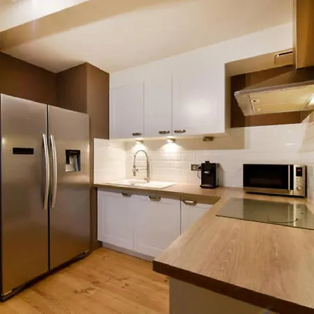 Apartment Wonderful T3 In Old Town