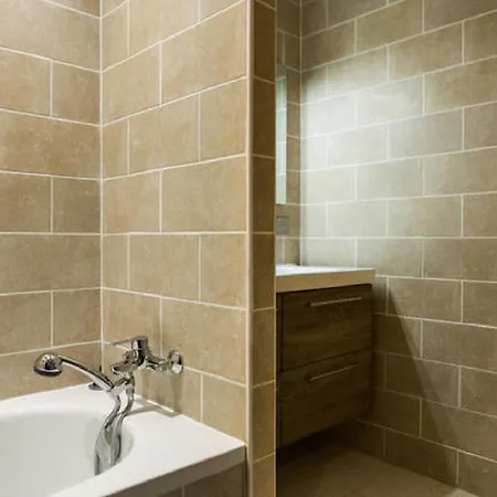 Wonderful T3 In Old Town Апартаменты *