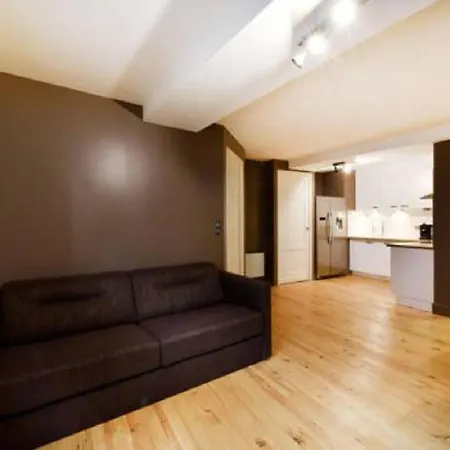 Wonderful T3 In Old Town Бордо