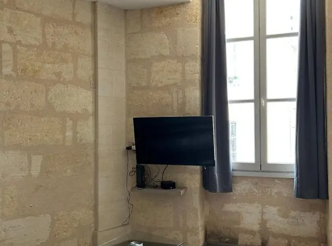 Wonderful T3 In Old Town דירה